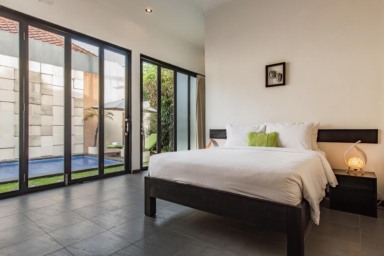 Villa Daria Seminyak Buitenkant foto