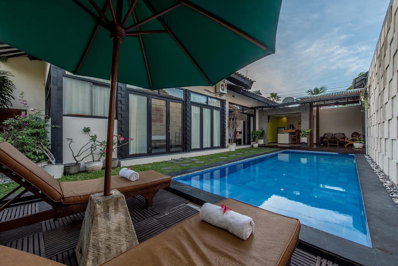 Villa Daria Seminyak Buitenkant foto