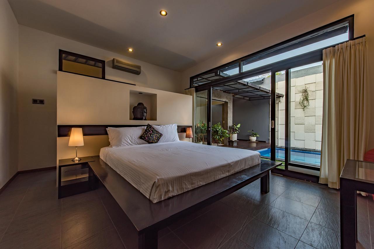 Villa Daria Seminyak Buitenkant foto
