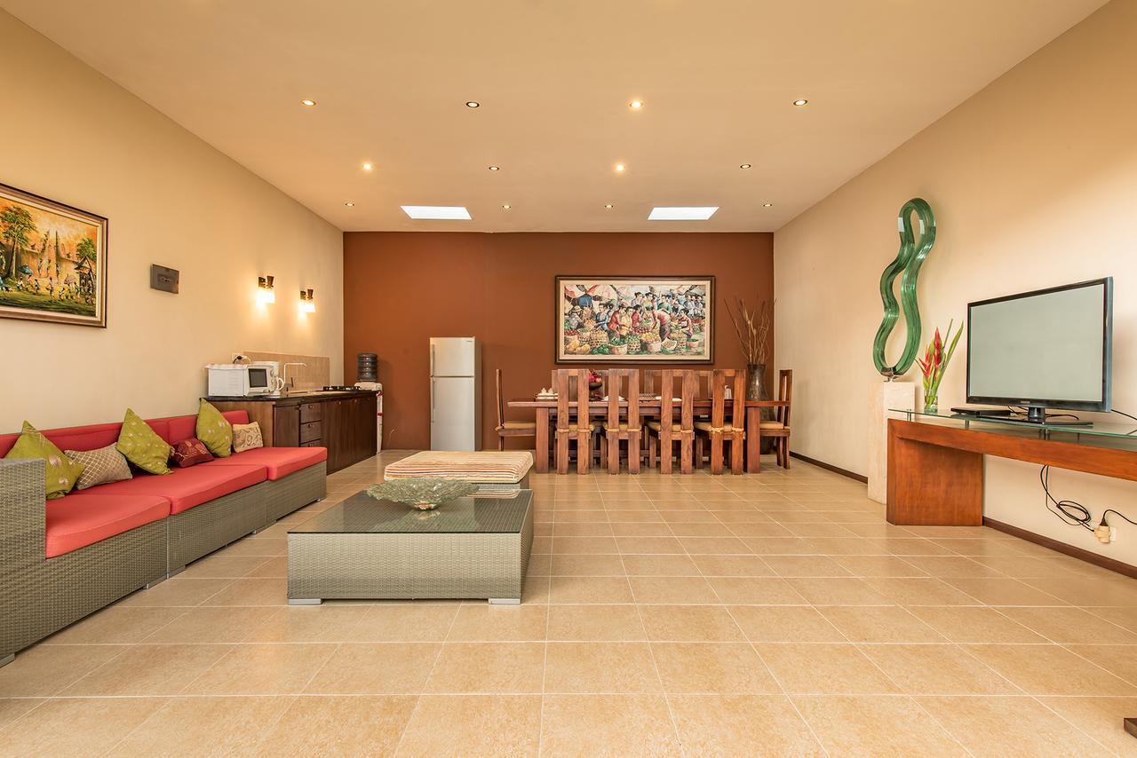 Villa Daria Seminyak Buitenkant foto