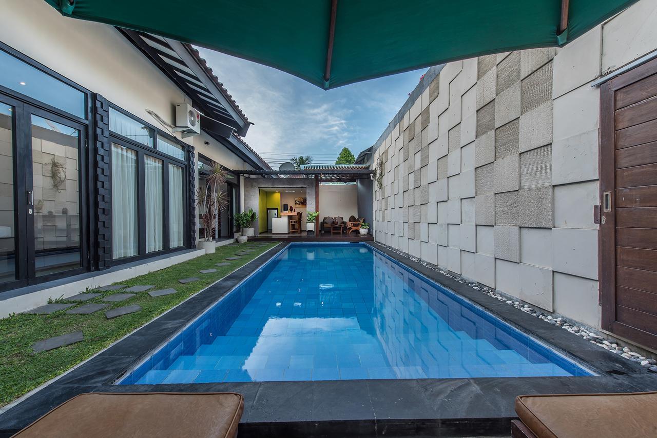 Villa Daria Seminyak Buitenkant foto