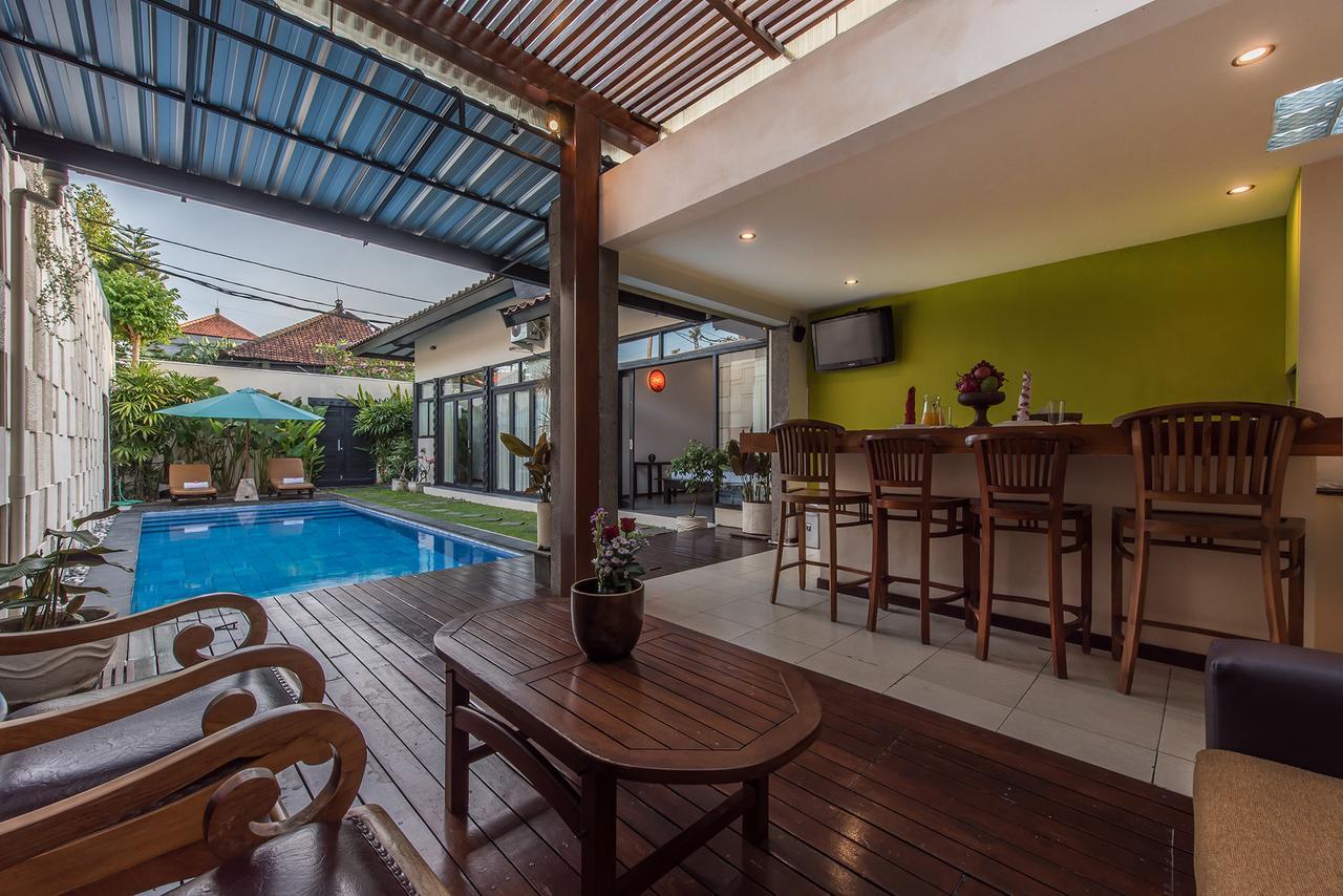 Villa Daria Seminyak Buitenkant foto
